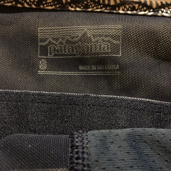 Patagonia‎ Blue and White Cross Beta Athletic Tank Top Size Small - Picture 3 of 6